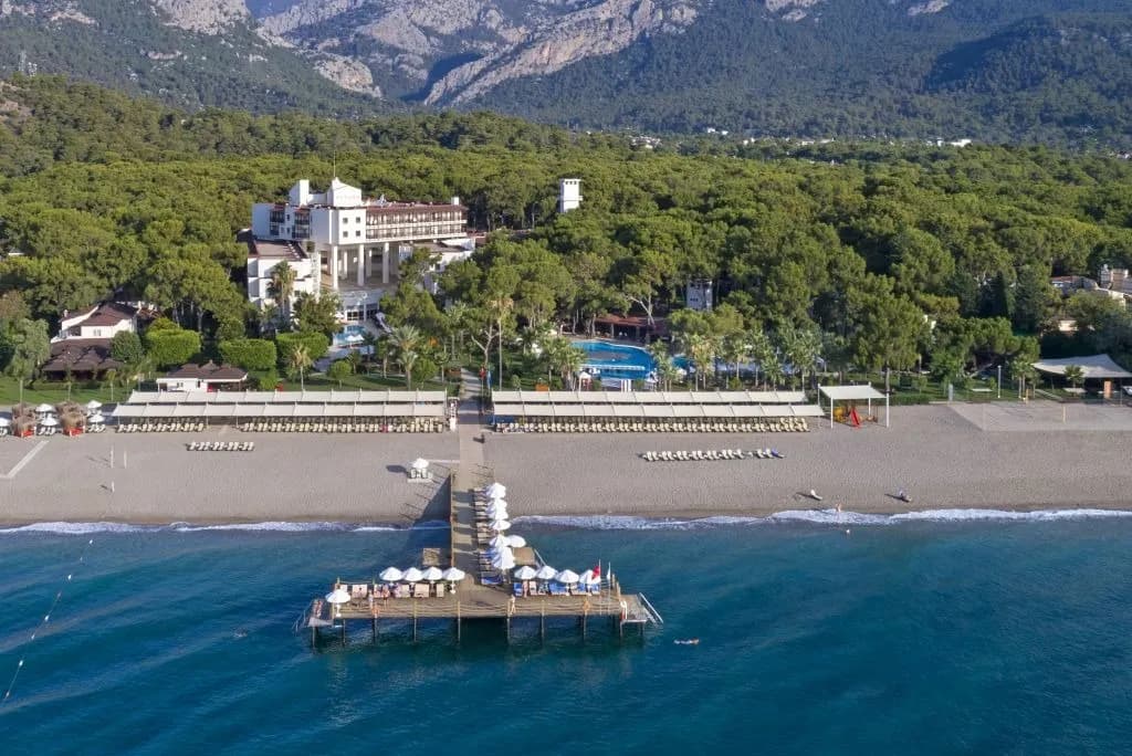 Seven Seas Hotel Life