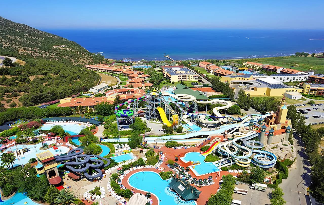 Aquafantasy Aquapark Hotel & Spa