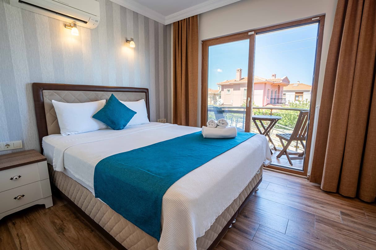 Cunda Giritlioğlu Otel (+12 Yaş)