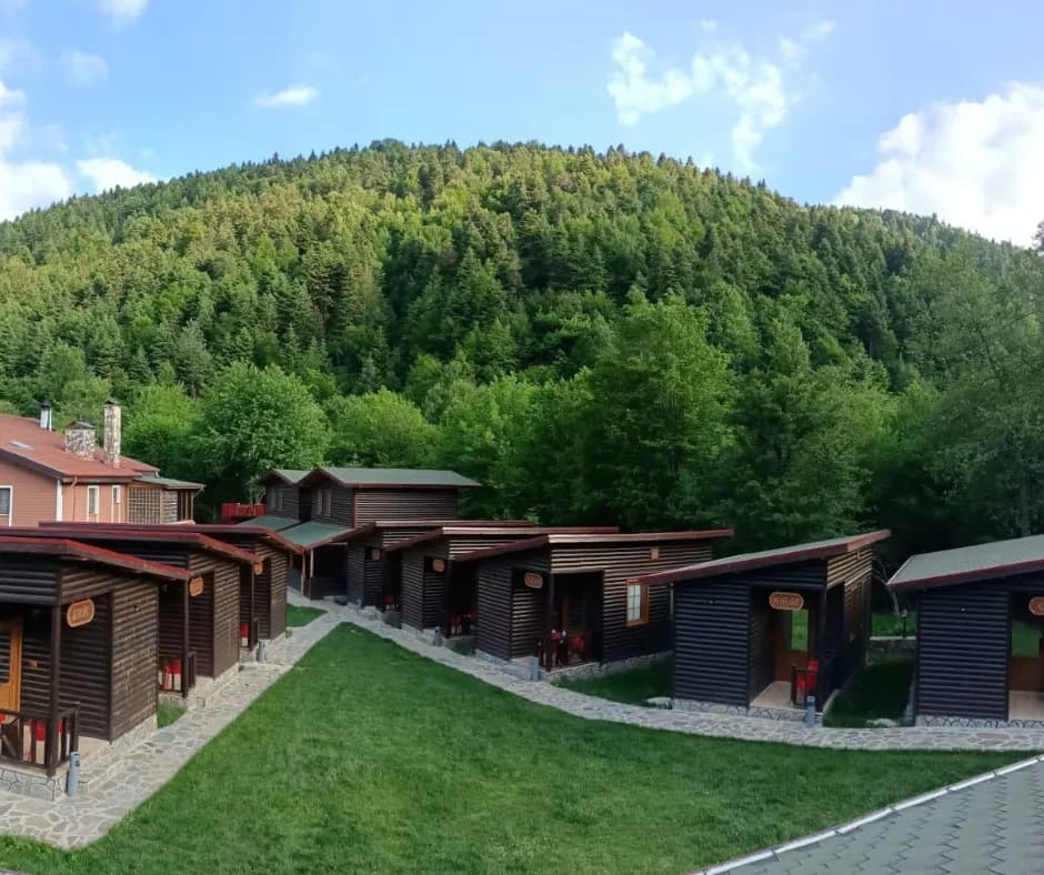 Abant Bahçeli Köşk