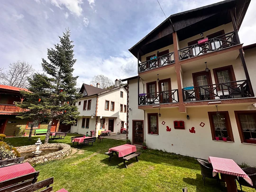 Abant Dört Mevsim Konağı