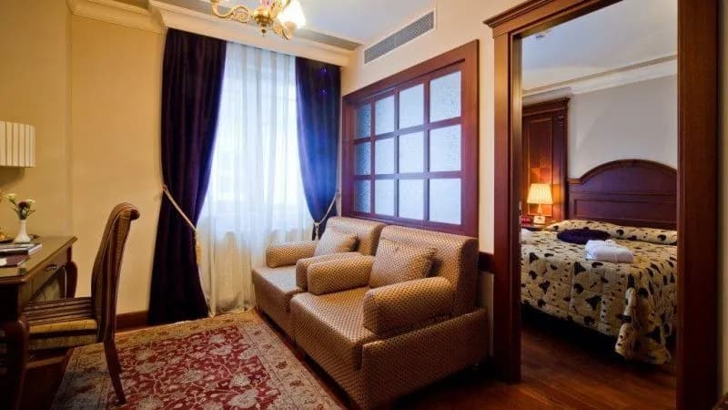 Glk Premier Regency Suites & Spa