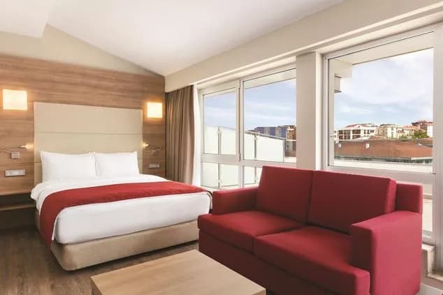 Ramada Encore İstanbul Kartal