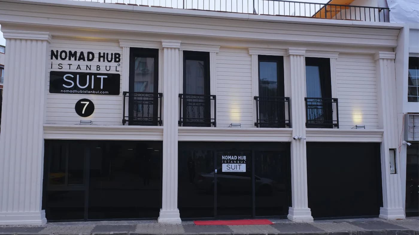 Nomad Hub İstanbul Suit